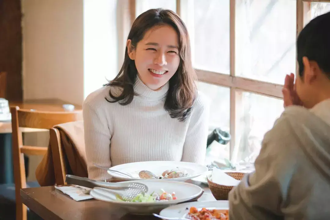 女优漂亮韩国电影推荐_韩国漂亮的女团_漂亮的韩国女优